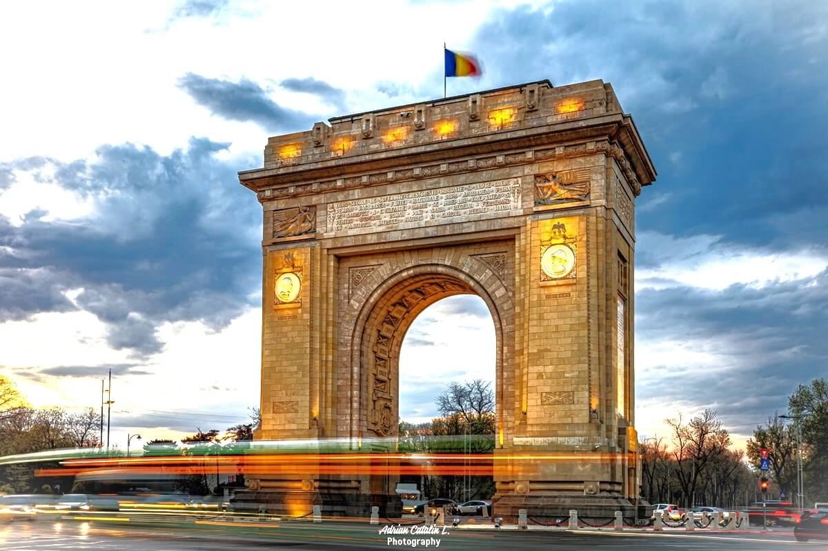 Viziunea editorială RoAdevăr