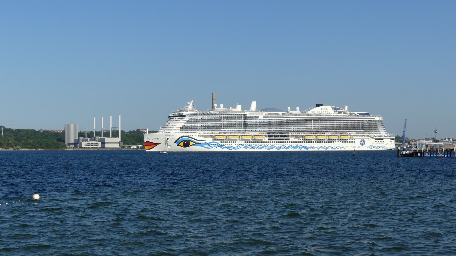 18 oct., între Kristiansand și Hirtshals.