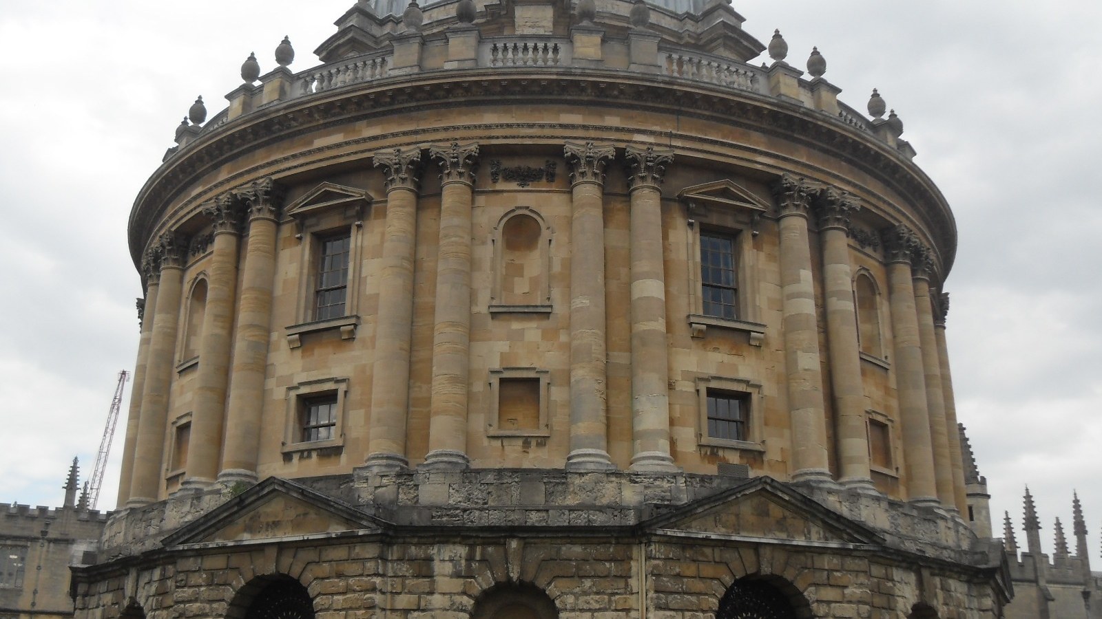 Radcliffe Camera, Oxford; not the 1937 first edition and not a film still