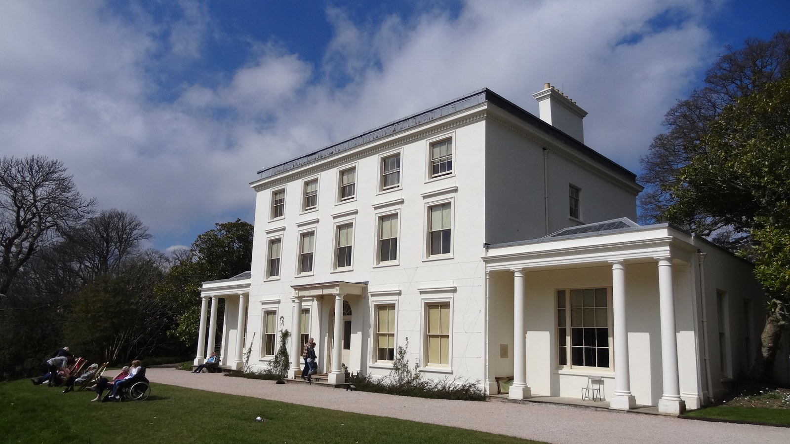 Greenway, casa de vacanță din Devon a scriitoarei britanice Agatha Christie, creatoarea personajelor Hercule Poirot și M…