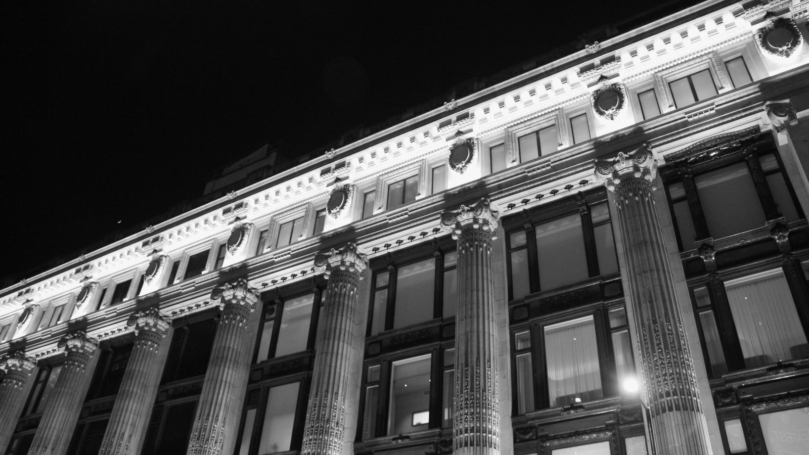 The Selfridges façade on Oxford Street, 2012; not the August 2026 statistics