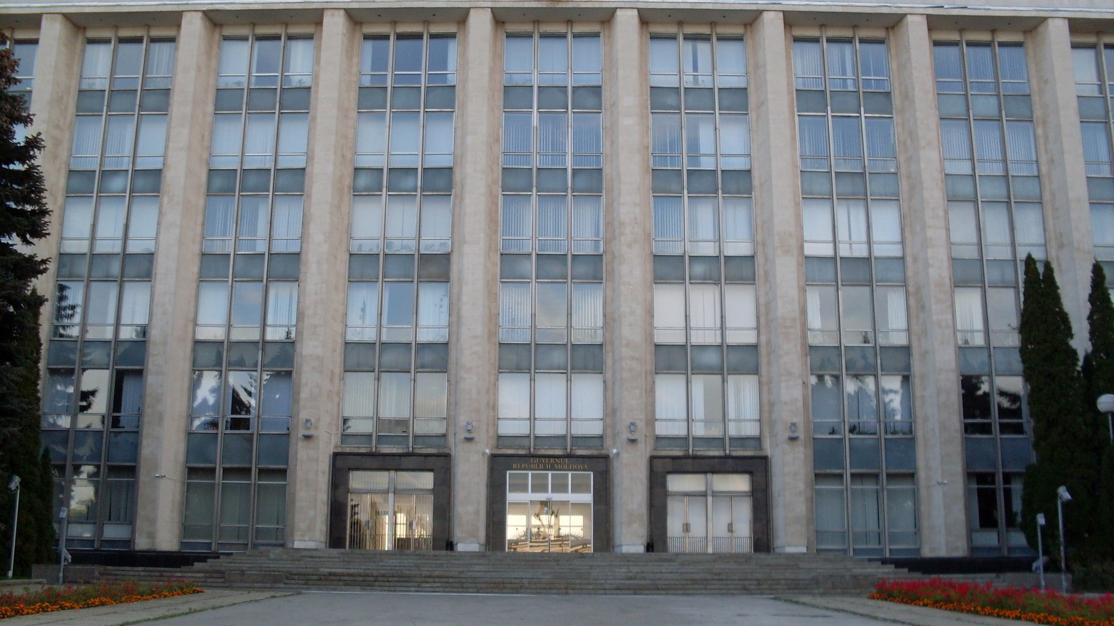 Scutirea personală majoră 46.680 lei.