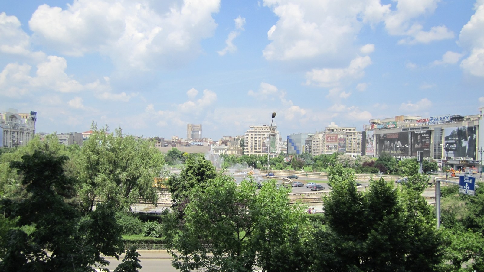Motorină +3,0%, benzină +4,2% față de august.