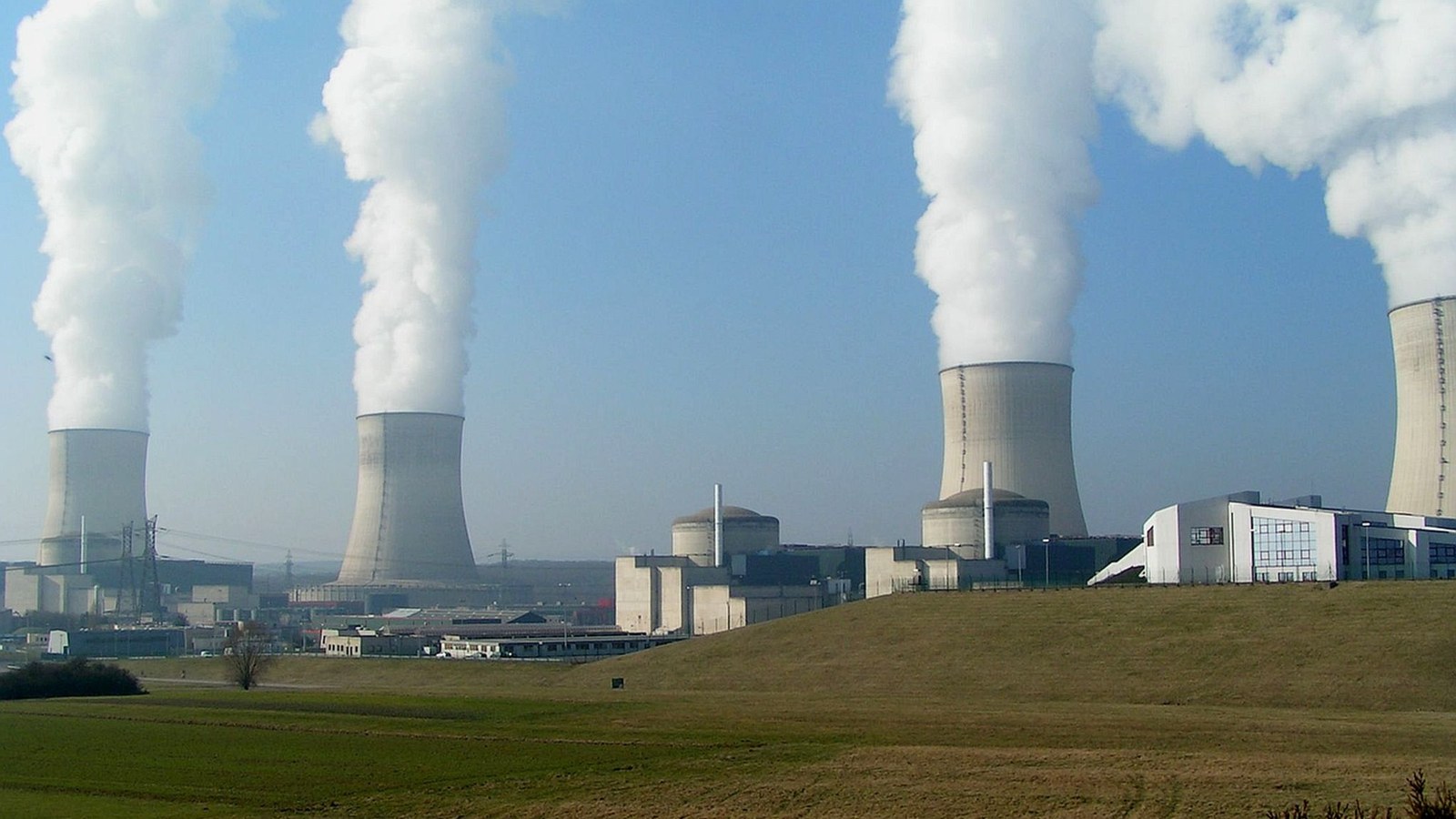Centrala nucleară Cattenom; instalație existentă, nu un reactor modular NUWARD