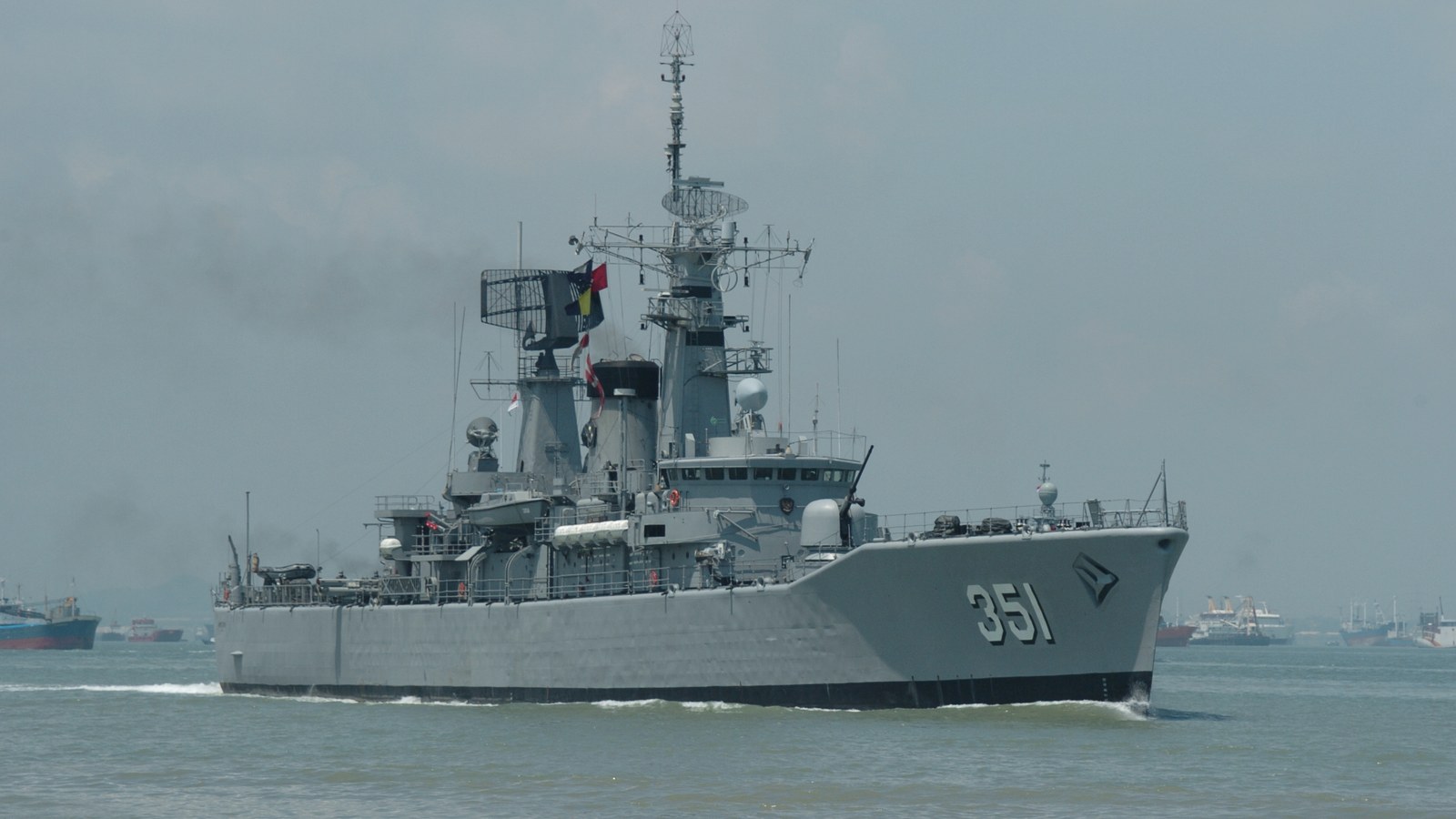 Fregata indoneziană KRI Ahmad Yani, 2007; navă a marinei, nu Virgo Transport 8