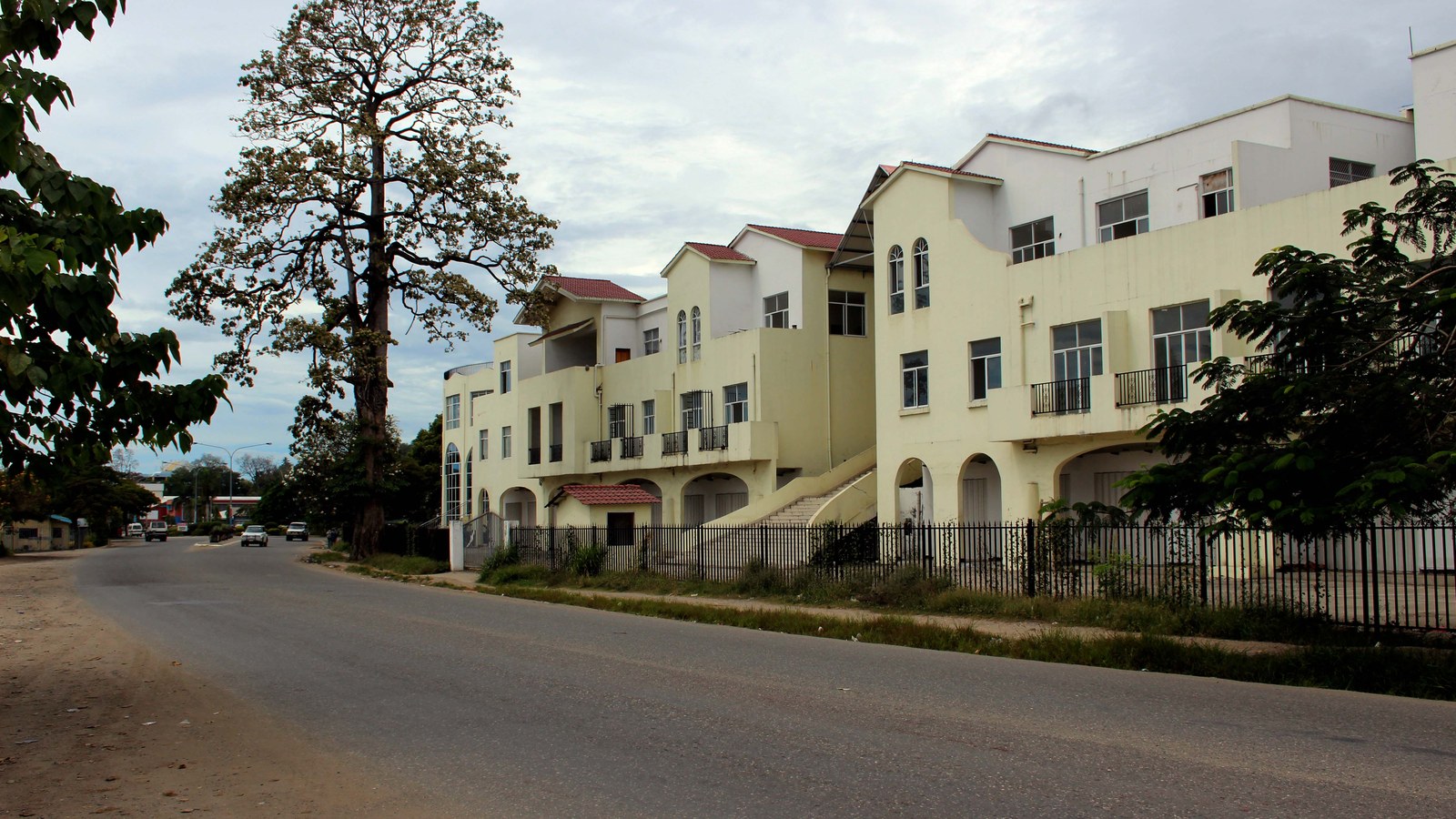 A street in Honiara; the capital, not the 1978 General Assembly hall