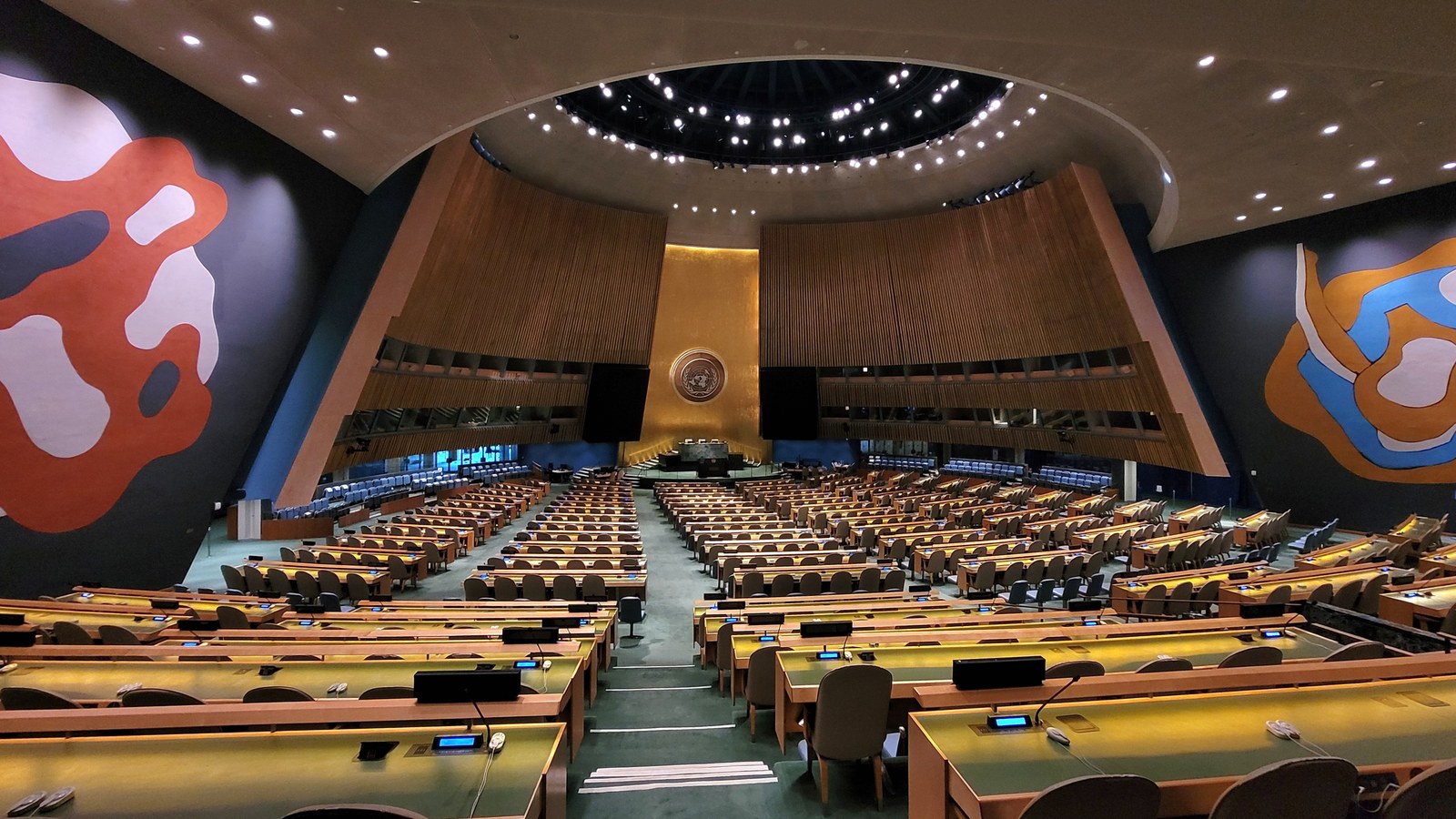 On 20 September 1977 the General Assembly admitted Djibouti (A/RES/32/1) and Viet Nam (A/RES/32/2) as the 148th and 149t…