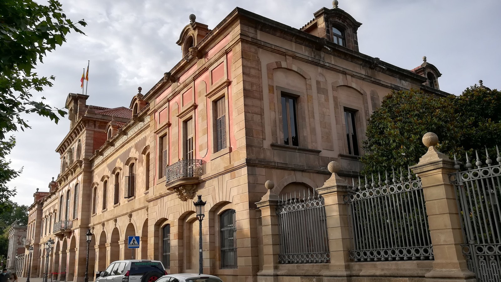 Miercuri, 21 octombrie. Terrassa azi, Parlamentul joi.