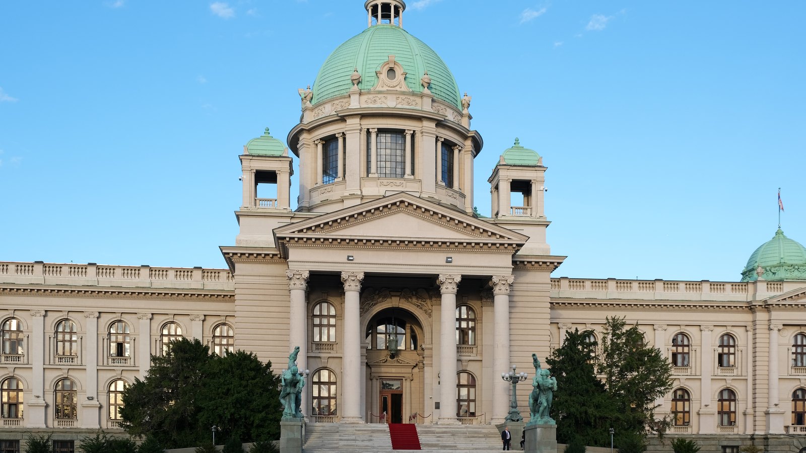 On Sunday 25 October 2026 Serbians elect a parliament after the Novi Sad protests.
