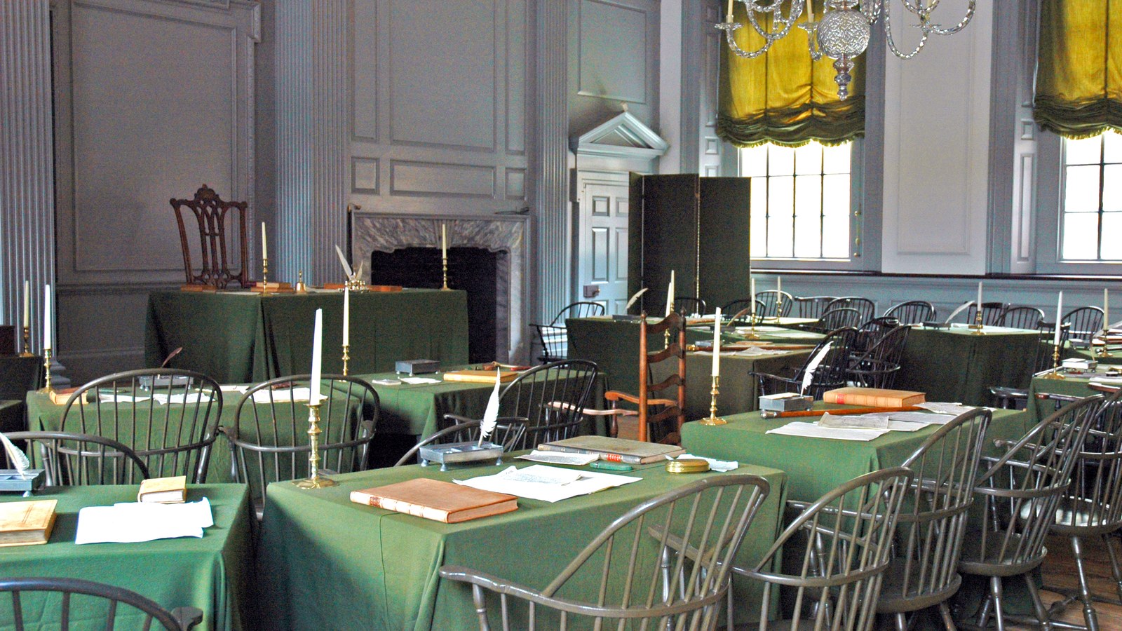 Sala Adunării din Independence Hall, Philadelphia, locul semnării Declarației de Independență și al Constituției