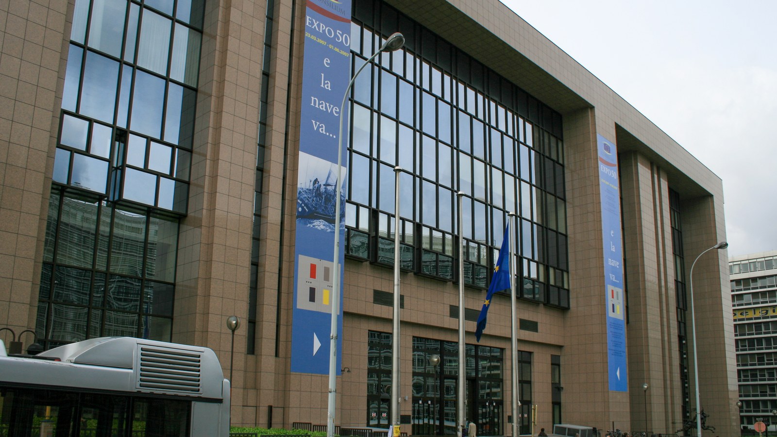 La 9 decembrie 2011, la Bruxelles, cele 27 de state membre ale Uniunii Europene și Republica Croația au semnat Tratatul…