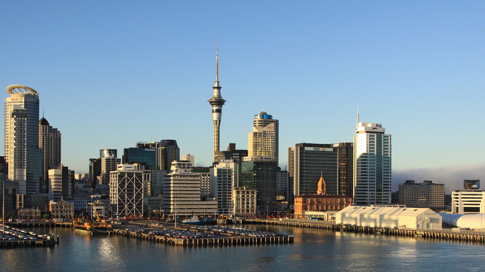 Auckland skyline and Waitematā Harbour
