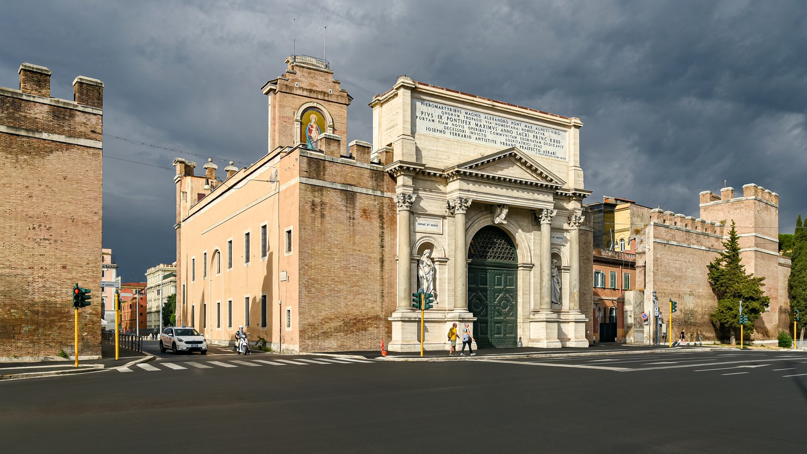 Porta Pia din Roma, poarta din Zidurile Aureliane în care a avut loc tentativa din 11 septembrie 1926.