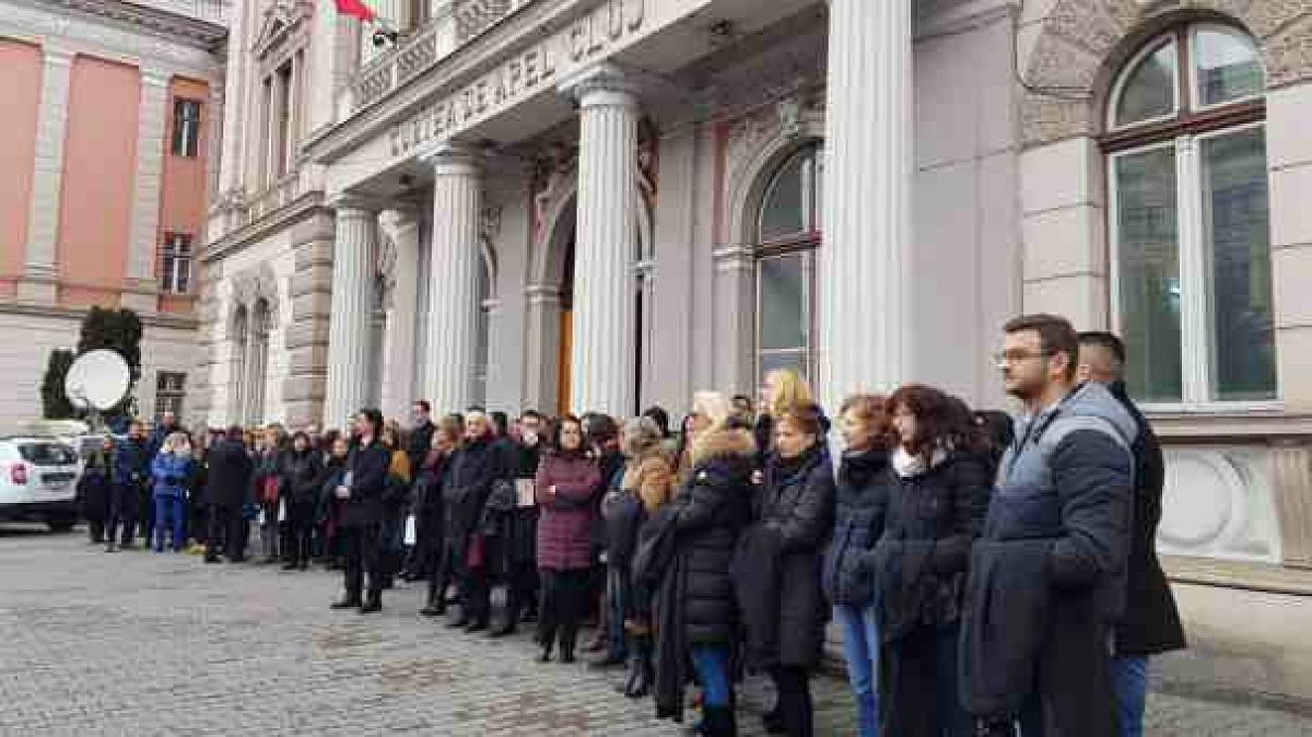 Justiție capturată și stat sub asediu: ce arată documentarul Recorder și ce refuză sistemul să explice