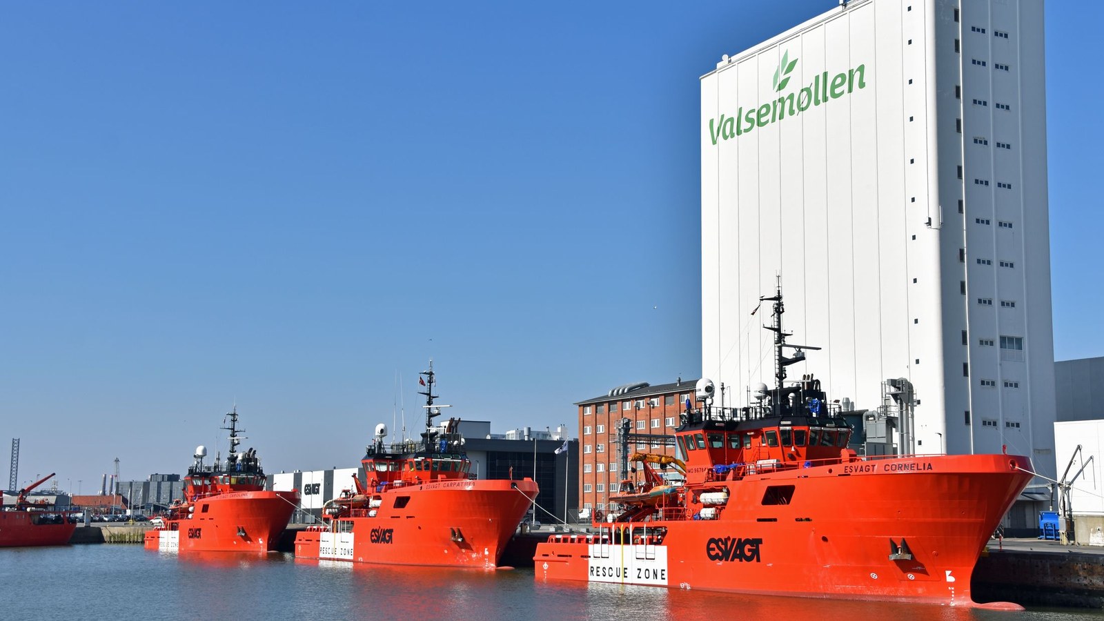 Portul Esbjerg, nave de sprijin offshore; nu instalația Greensand și nu nava Carbon Destroyer