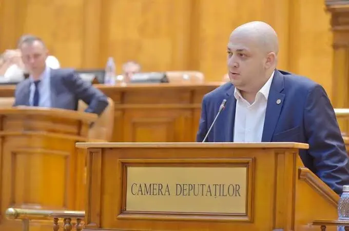 Opinia mea: contextul din care actioneaza Vexler si de ce romanii vad aceste actiuni ca rasiste si anti-romanesti