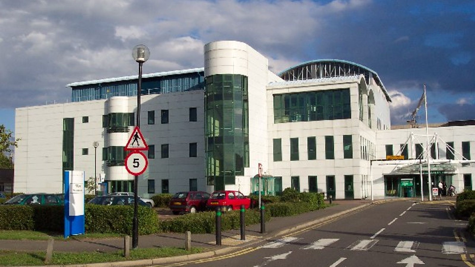 Ashford Hospital exterior; not Countess of Chester and not a neonatal ward