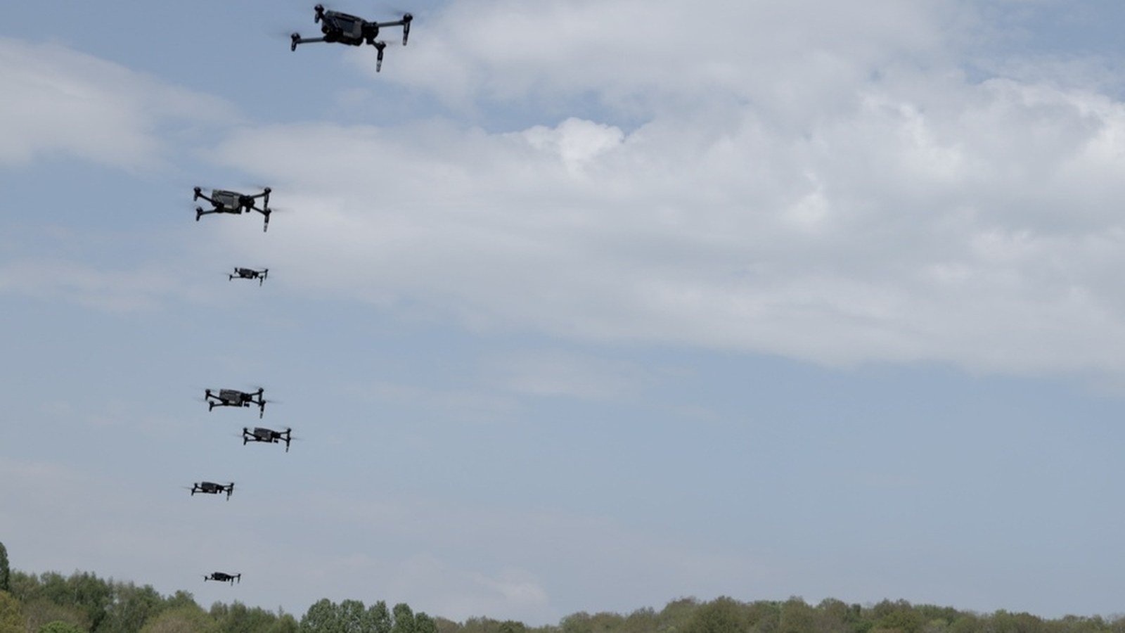 Roi de drone în zbor, din experimentarea Dstl și British Army